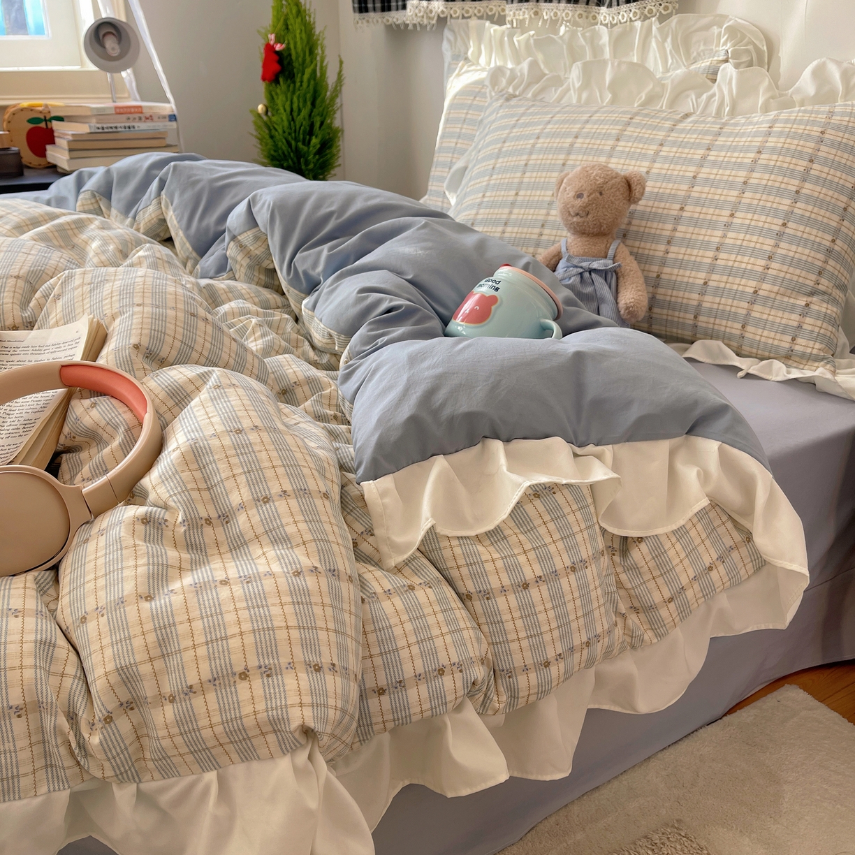 91家纺网 家纺一手货源 找家纺 耀悦家纺 2026新款古法仿棉四件套水洗棉法式工艺花边套件被套床单吊边圆角荷叶边床单 花迹