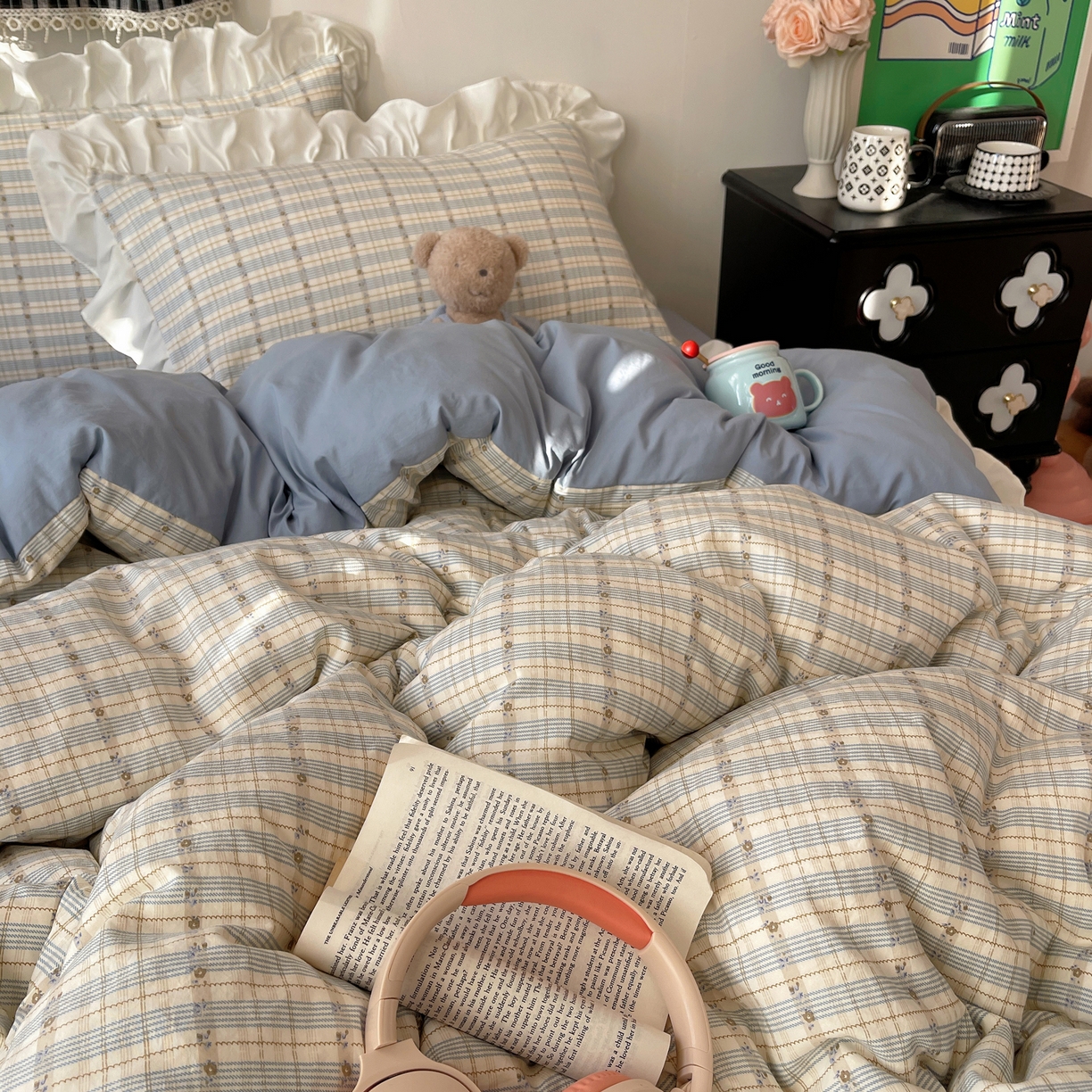 91家纺网 家纺一手货源 找家纺 耀悦家纺 2026新款古法仿棉四件套水洗棉法式工艺花边套件被套床单吊边圆角荷叶边床单 花迹