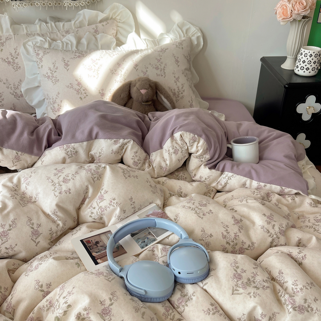 91家纺网 家纺一手货源 找家纺 耀悦家纺 2026新款古法仿棉四件套水洗棉法式工艺花边套件被套床单吊边圆角荷叶边床单 一轮玫瑰