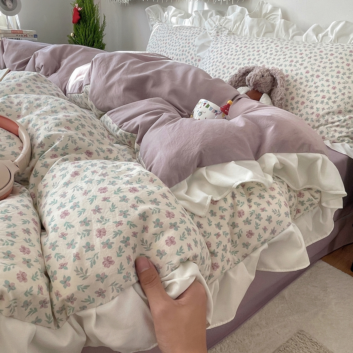 91家纺网 家纺一手货源 找家纺 耀悦家纺 2026新款古法仿棉四件套水洗棉法式工艺花边套件被套床单吊边圆角荷叶边床单 花漾时光