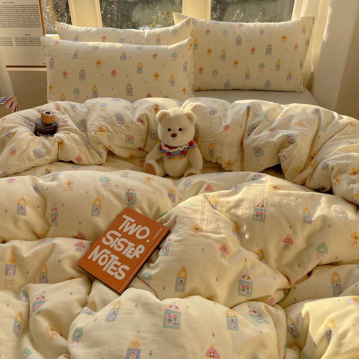 91家纺网 家纺一手货源 找家纺 六巷胡同 2026春夏新款INS卡通A类全棉纯棉双层纱四件套 双层纱-童趣小房子