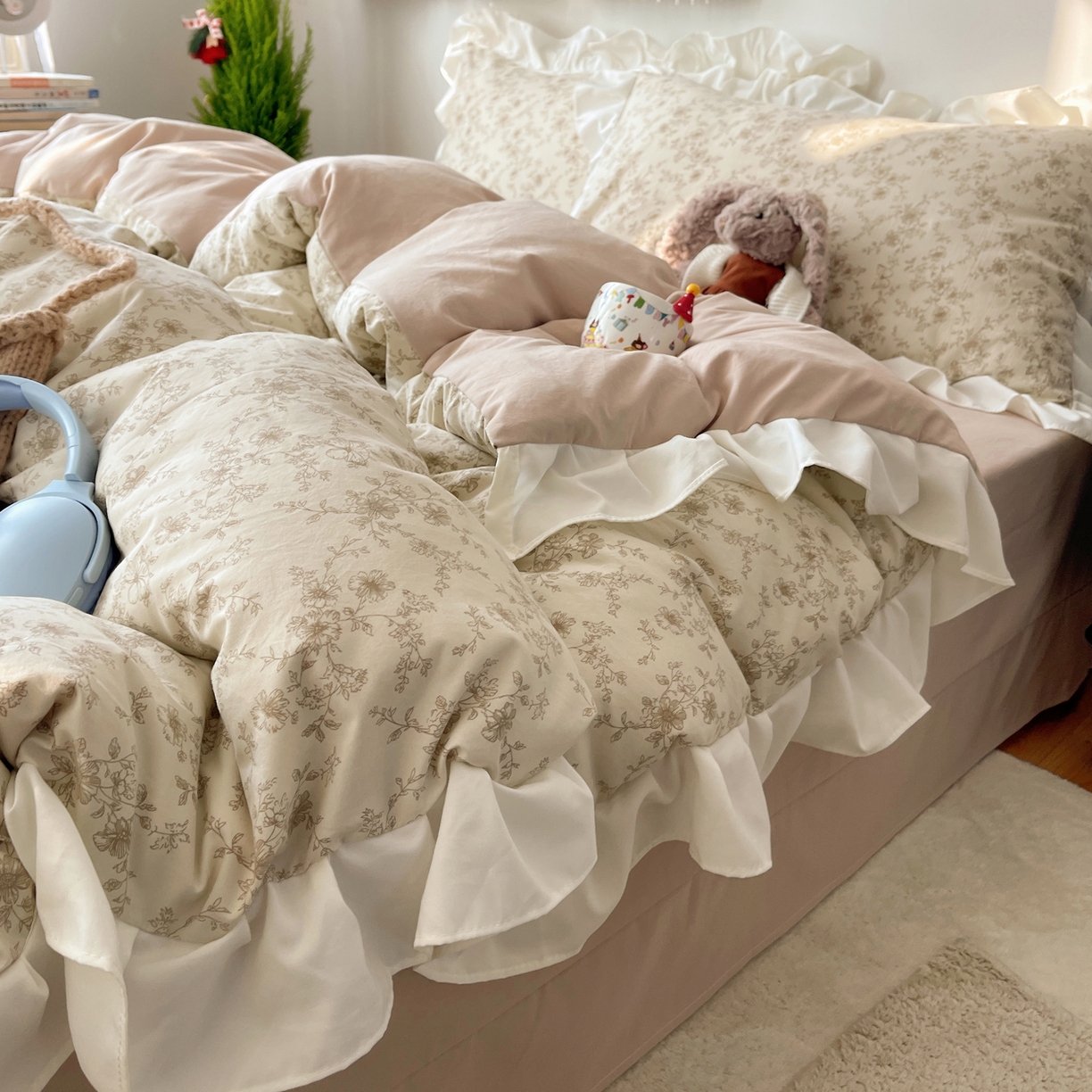 91家纺网 家纺一手货源 找家纺 耀悦家纺 2026新款古法仿棉四件套水洗棉法式工艺花边套件被套床单吊边圆角荷叶边床单 古色古香