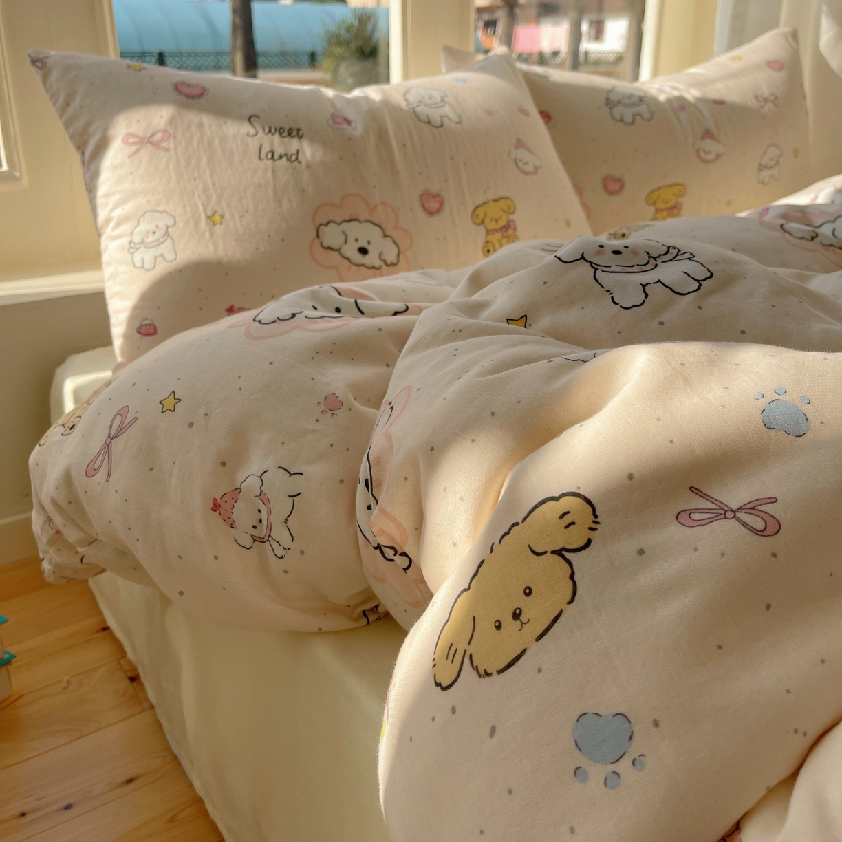 91家纺网 家纺一手货源 找家纺 六巷胡同 2026春夏新款INS卡通A类全棉纯棉双层纱四件套 双层纱-星愿狗狗