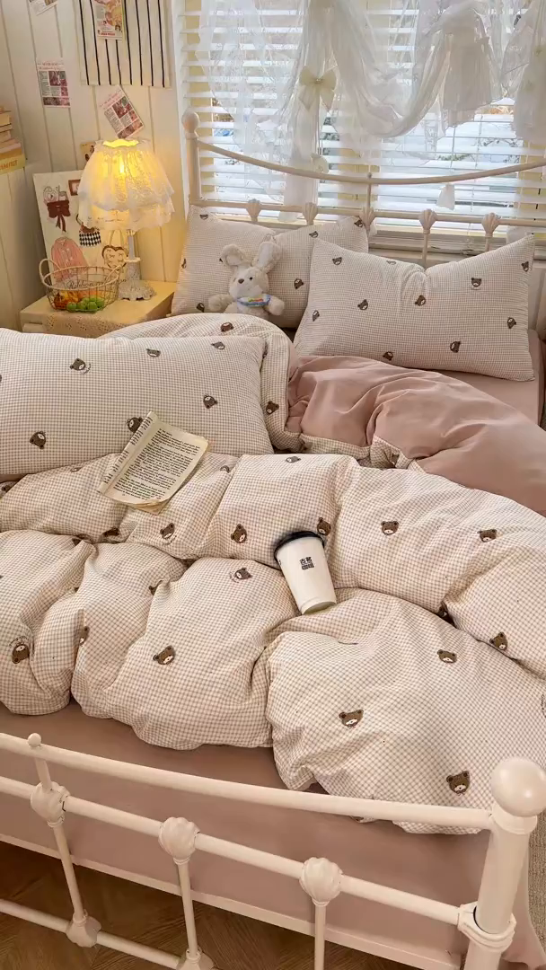 91家纺网 家纺一手货源 找家纺 瑞钰 2026新款A类古法水洗仿棉云感纱四件套 格调熊