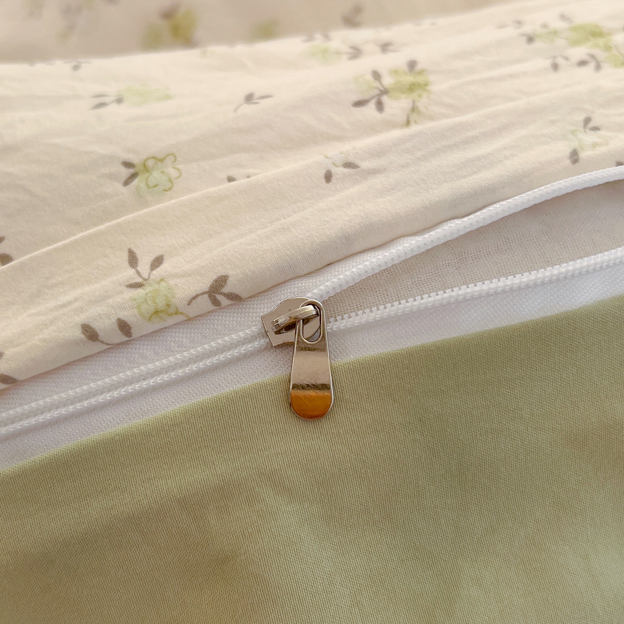 91家纺网 家纺一手货源 找家纺 瑞钰 2026新款A类古法水洗仿棉云感纱四件套 绿野仙踪