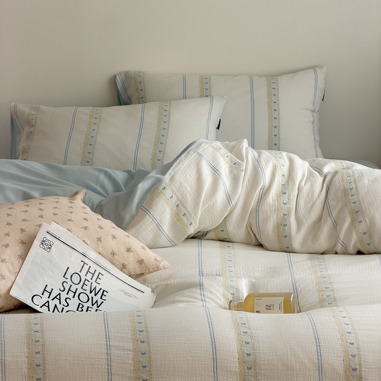 91家纺网 家纺一手货源 找家纺 蜜宿 2026新款全棉水洗双层纱提花四件套-甜茶 甜茶-蓝