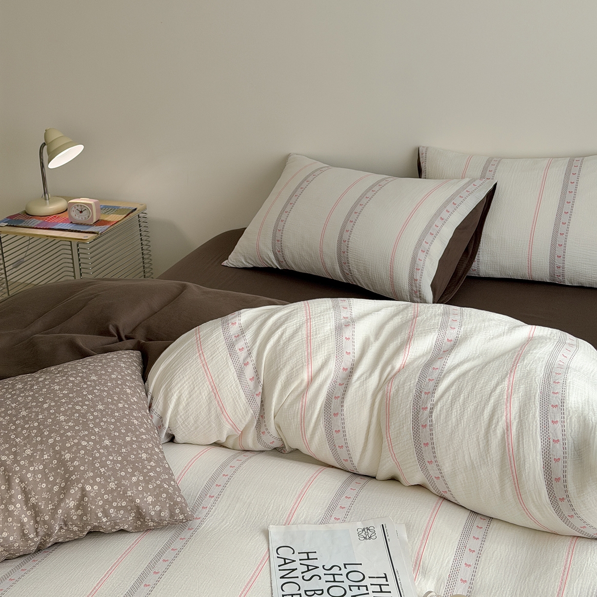 91家纺网 家纺一手货源 找家纺 蜜宿 2026新款全棉水洗双层纱提花四件套-甜茶 甜茶-粉