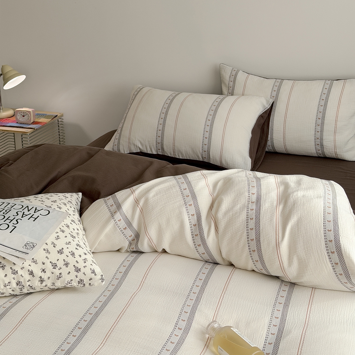 91家纺网 家纺一手货源 找家纺 蜜宿 2026新款全棉水洗双层纱提花四件套-甜茶 甜茶-咖