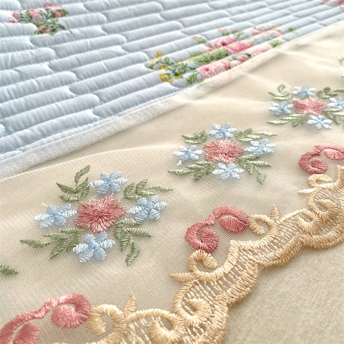 91家纺网 家纺一手货源 找家纺 （总）乐逸家纺 2025新款100%纯棉全棉印花 法式风情蕾丝花边床盖款