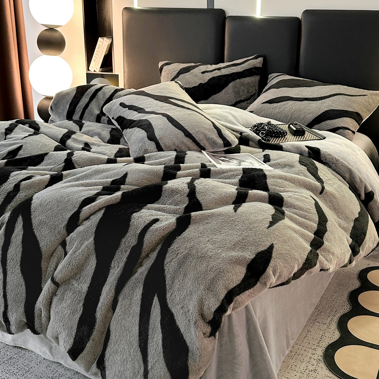 91家纺网 家纺一手货源 找家纺 栩裕纺织 2026新款高克重兔毛四件套-美拉德系列（提供买家秀） 美拉德-斑马纹灰