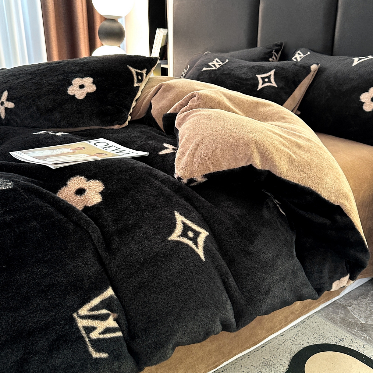 91家纺网 家纺一手货源 找家纺 栩裕纺织 2026新款高克重兔毛四件套-美拉德系列（提供买家秀） 美拉德-L大牌风黑