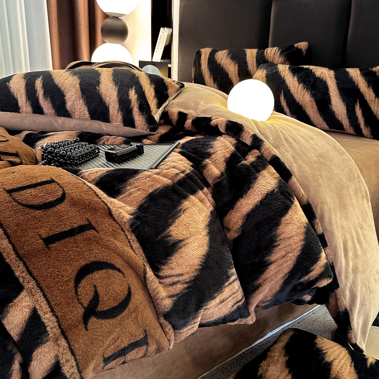 91家纺网 家纺一手货源 找家纺 （总）栩裕纺织 2026新款高克重兔毛四件套-美拉德系列（提供买家秀）