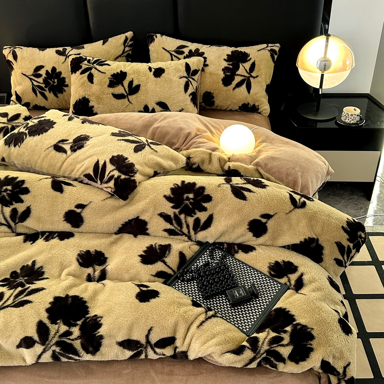 91家纺网 家纺一手货源 找家纺 栩裕纺织 2026新款高克重兔毛四件套-美拉德系列（提供买家秀） 美拉德-枫叶咖