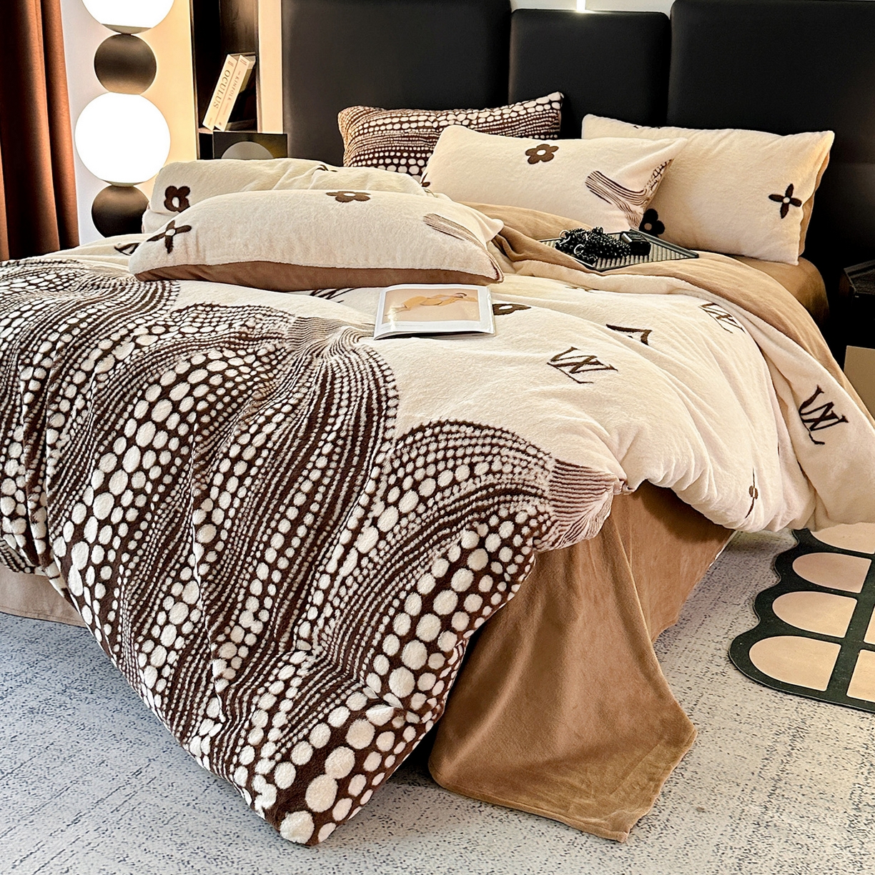 91家纺网 家纺一手货源 找家纺 栩裕纺织 2026新款高克重兔毛四件套-美拉德系列（提供买家秀） 美拉德-L大牌风米白