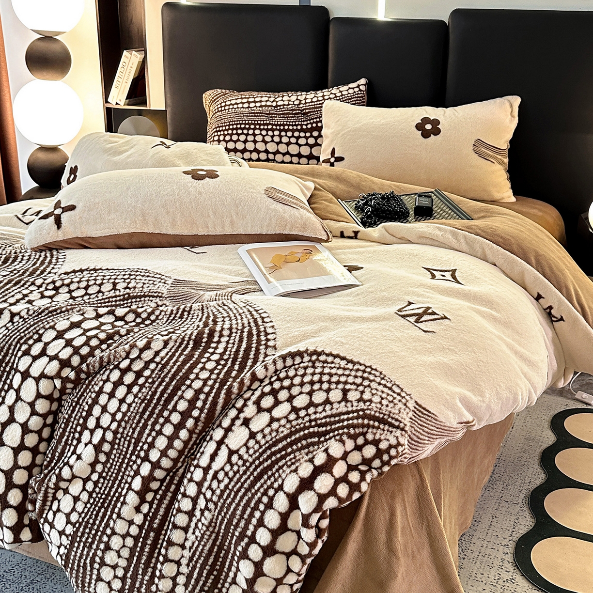 91家纺网 家纺一手货源 找家纺 栩裕纺织 2026新款高克重兔毛四件套-美拉德系列（提供买家秀） 美拉德-L大牌风米白