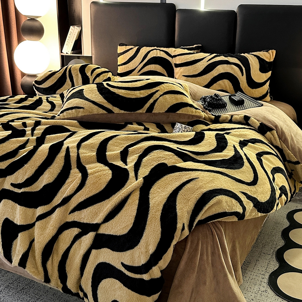 91家纺网 家纺一手货源 找家纺 栩裕纺织 2026新款高克重兔毛四件套-美拉德系列（提供买家秀） 美拉德-斑马纹咖