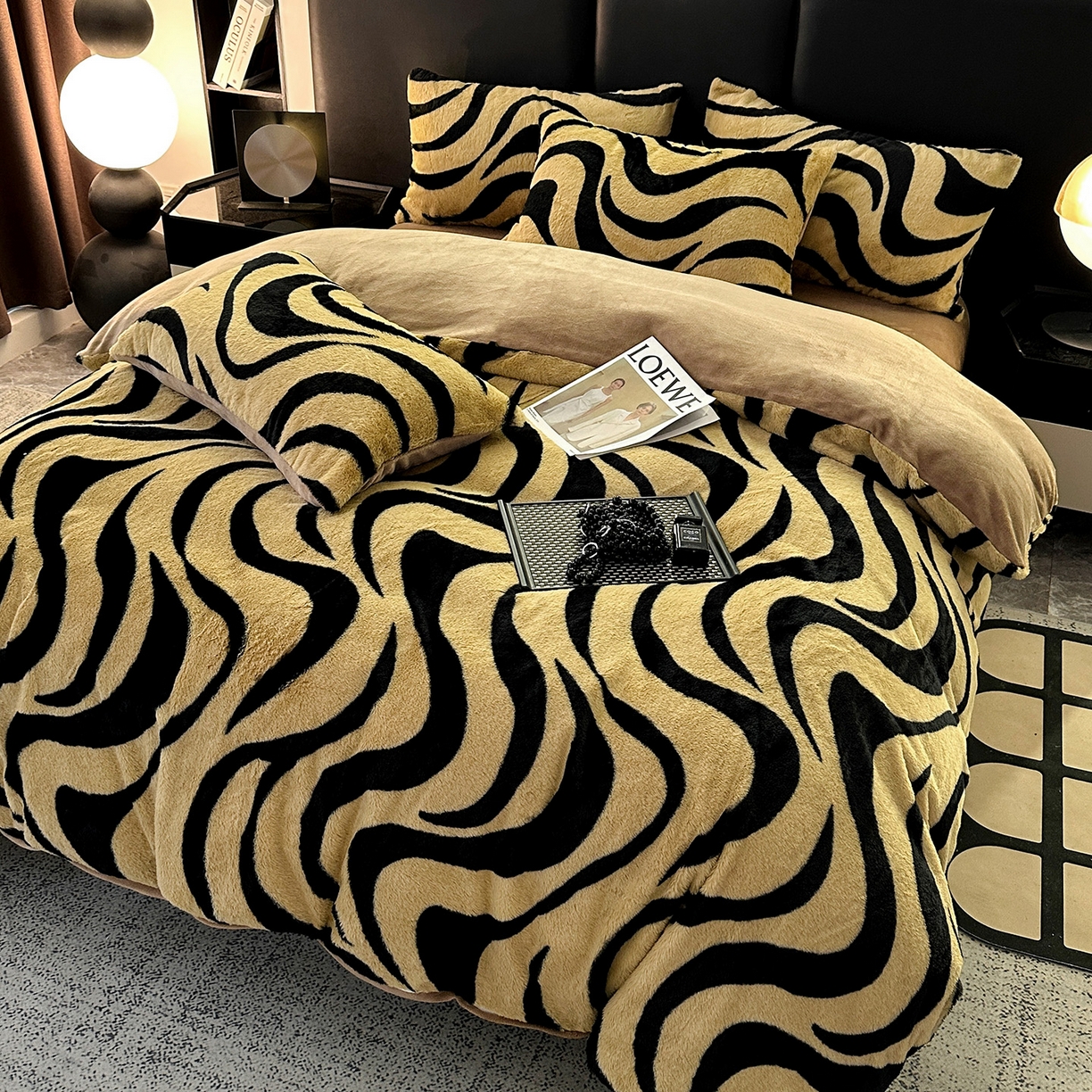 91家纺网 家纺一手货源 找家纺 栩裕纺织 2026新款高克重兔毛四件套-美拉德系列（提供买家秀） 美拉德-斑马纹咖