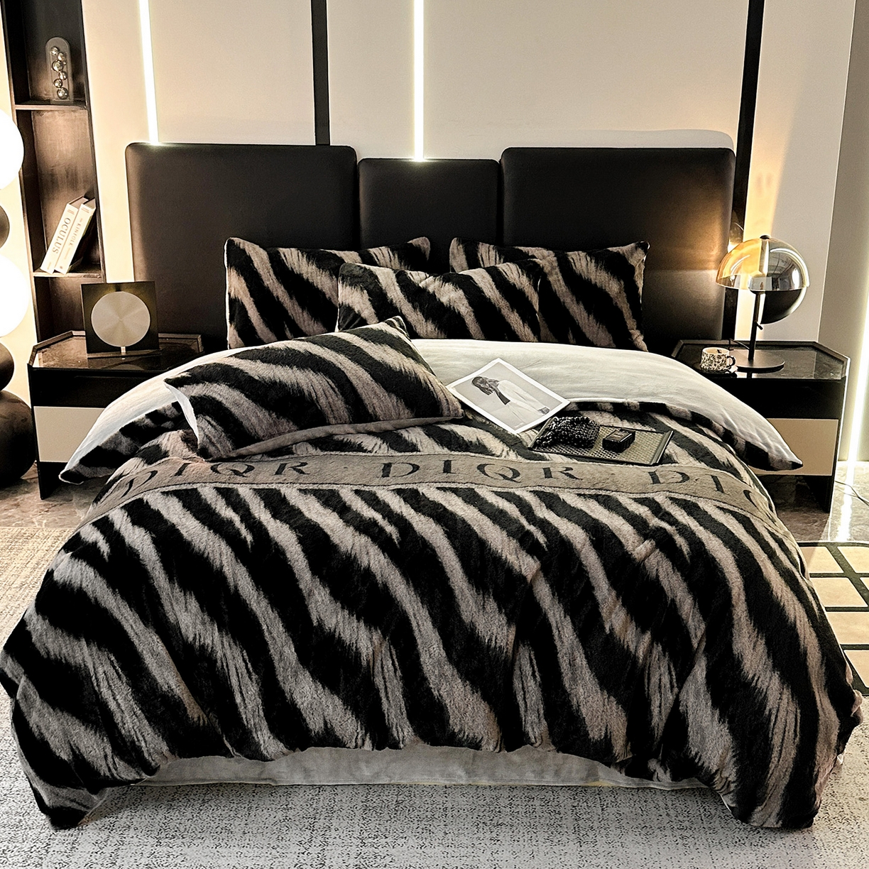 91家纺网 家纺一手货源 找家纺 栩裕纺织 2026新款高克重兔毛四件套-美拉德系列（提供买家秀） 美拉德-DR虎纹灰