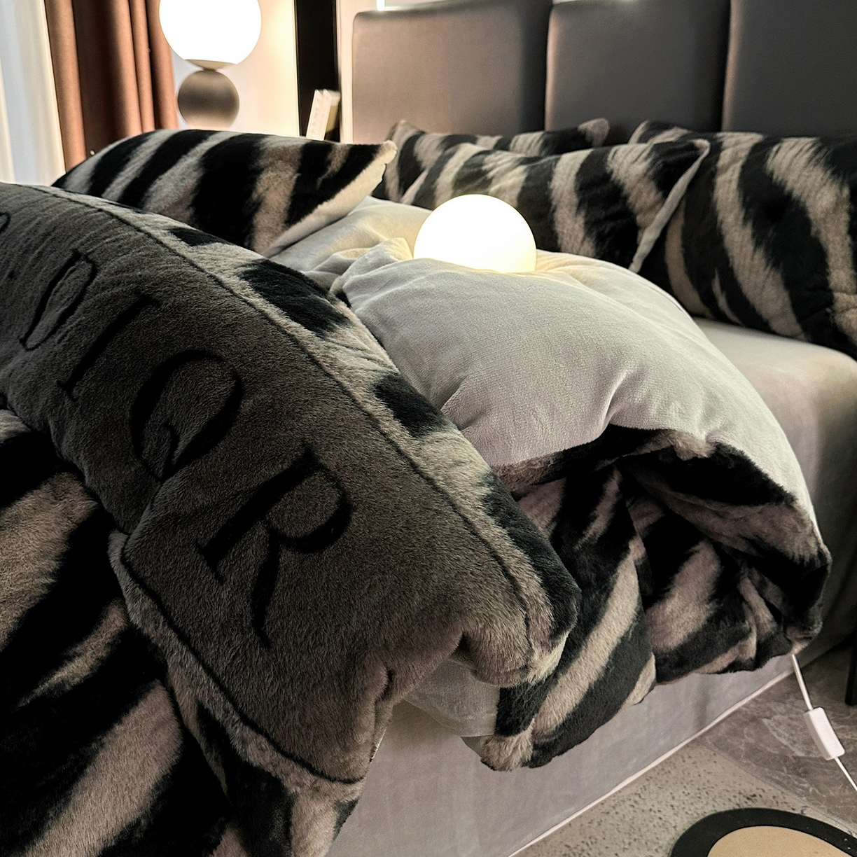 栩裕纺织 2026新款高克重兔毛四件套-美拉德系列（提供买家秀） 美拉德-DR虎纹灰