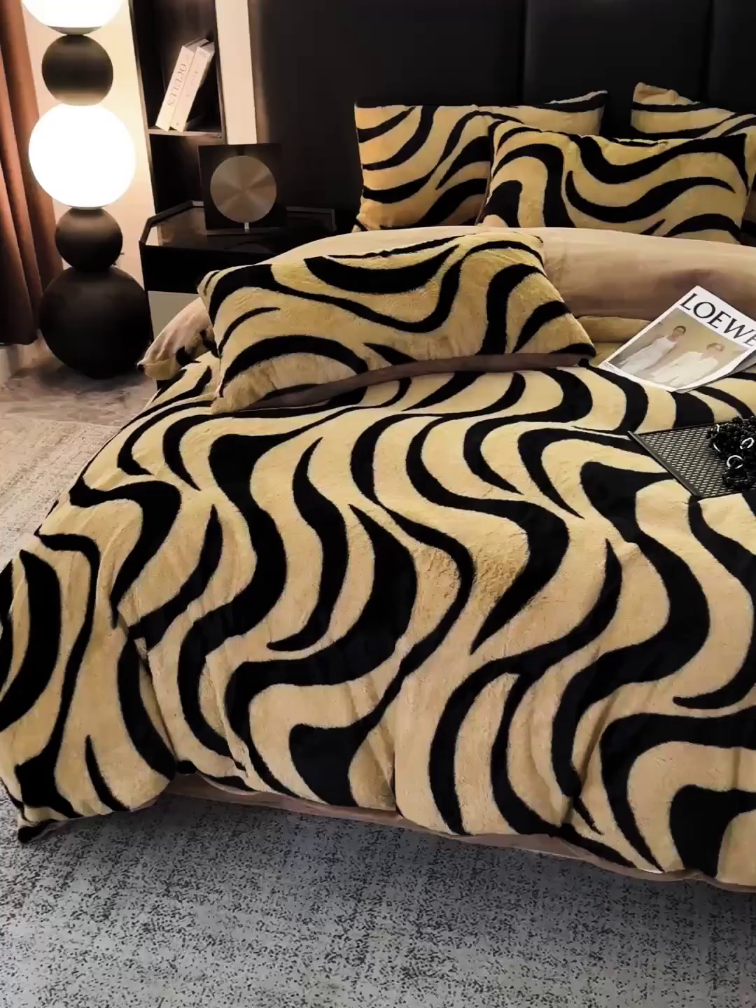 91家纺网 家纺一手货源 找家纺 栩裕纺织 2026新款高克重兔毛四件套-美拉德系列（提供买家秀） 美拉德-斑马纹咖