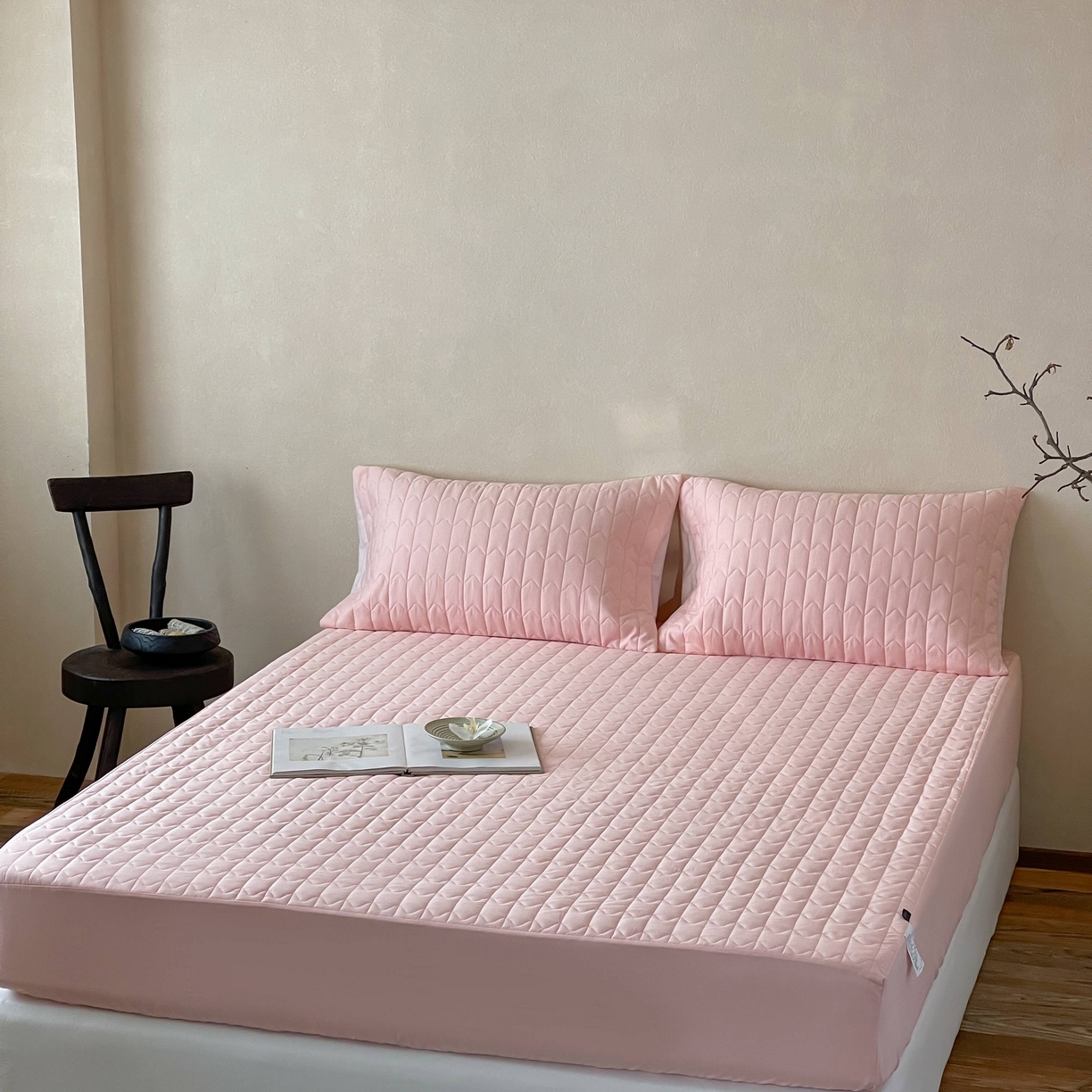 91家纺网 家纺一手货源 找家纺 三味舒屋 2025新款简约全棉纯棉夹棉床笠单床笠床笠单件-珍妮系列 珍妮粉