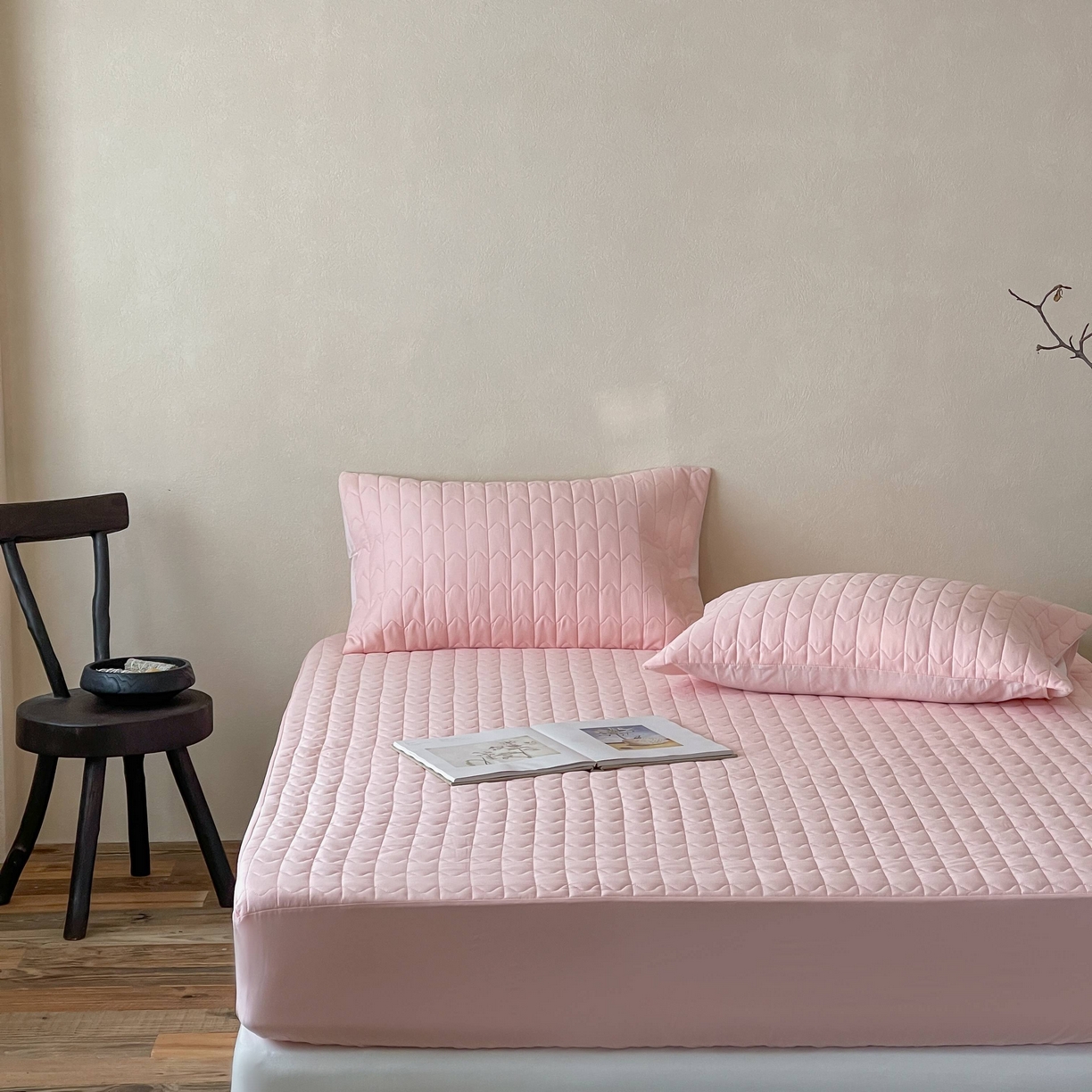 91家纺网 家纺一手货源 找家纺 三味舒屋 2025新款简约全棉纯棉夹棉床笠单床笠床笠单件-珍妮系列 珍妮粉