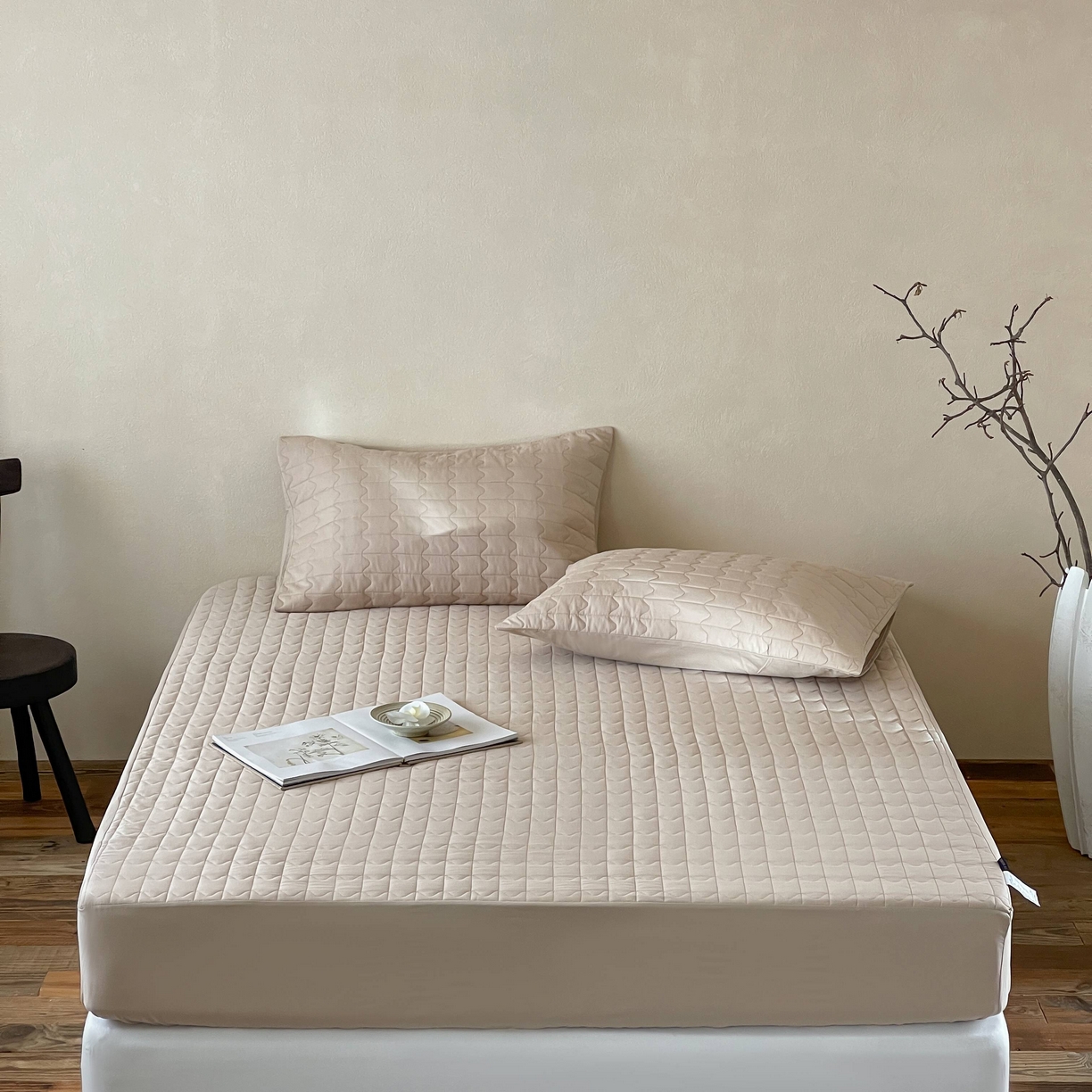 91家纺网 家纺一手货源 找家纺 三味舒屋 2025新款简约全棉纯棉夹棉床笠单床笠床笠单件-珍妮系列 珍妮咖