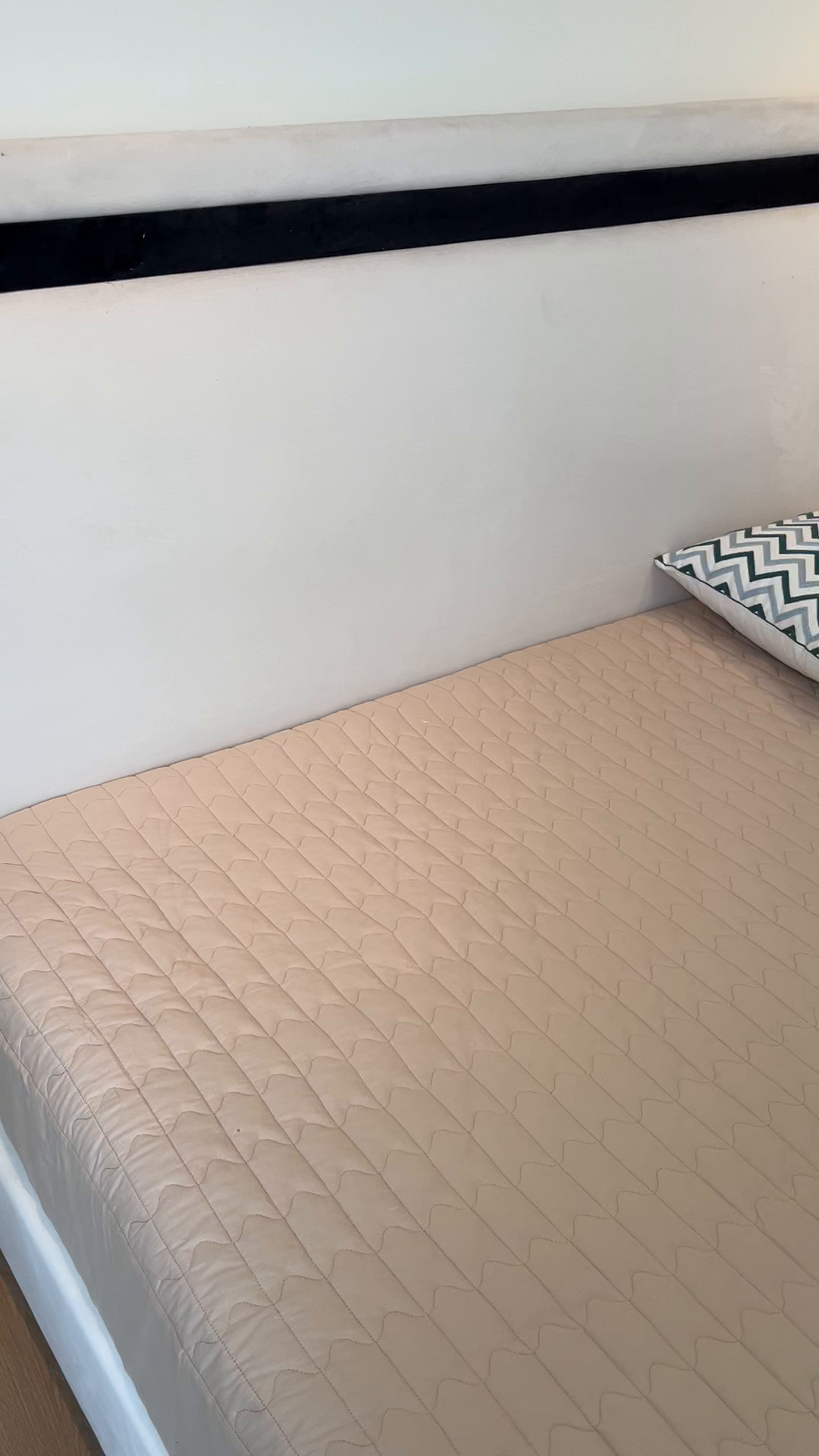 91家纺网 家纺一手货源 找家纺 三味舒屋 2025新款简约全棉纯棉夹棉床笠单床笠床笠单件-珍妮系列 珍妮咖