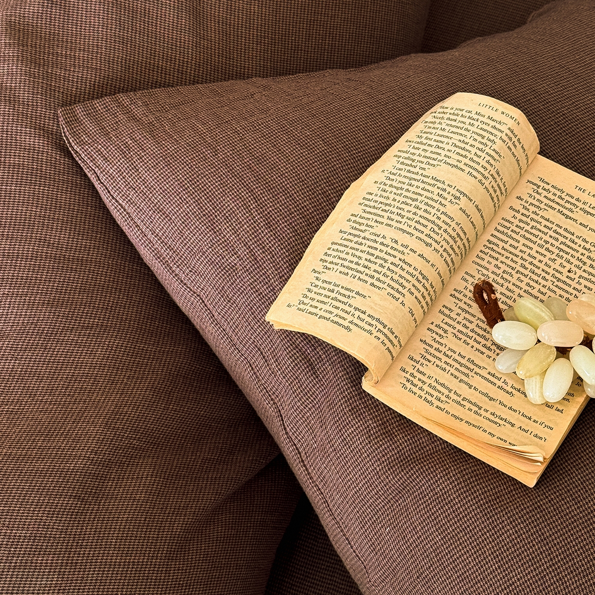 91家纺网 家纺一手货源 找家纺 爱丽丝 2025新款云感色织全棉双层纱四件套 咖色