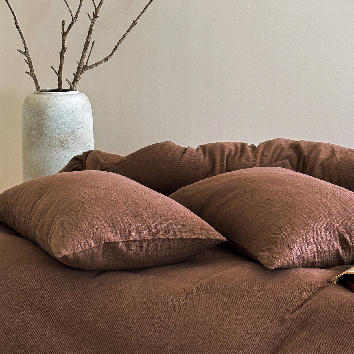 91家纺网 家纺一手货源 找家纺 爱丽丝 2025新款云感色织全棉双层纱四件套 咖色