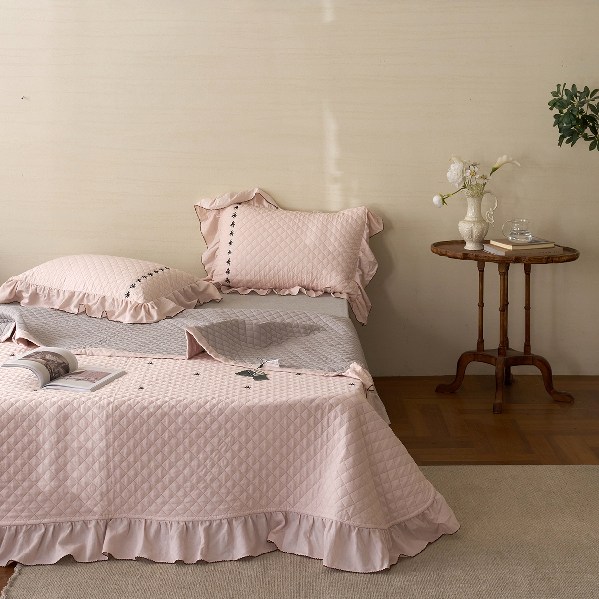 91家纺网 家纺一手货源 找家纺 上喜 2026新款艾草棉床盖多功能夏被 粉