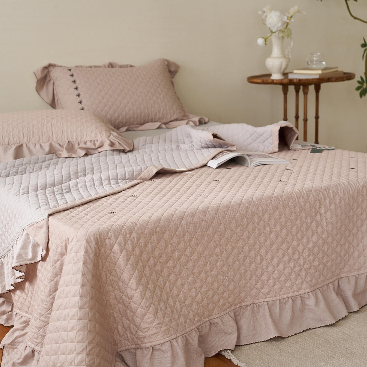 91家纺网 家纺一手货源 找家纺 上喜 2026新款艾草棉床盖多功能夏被 咖色