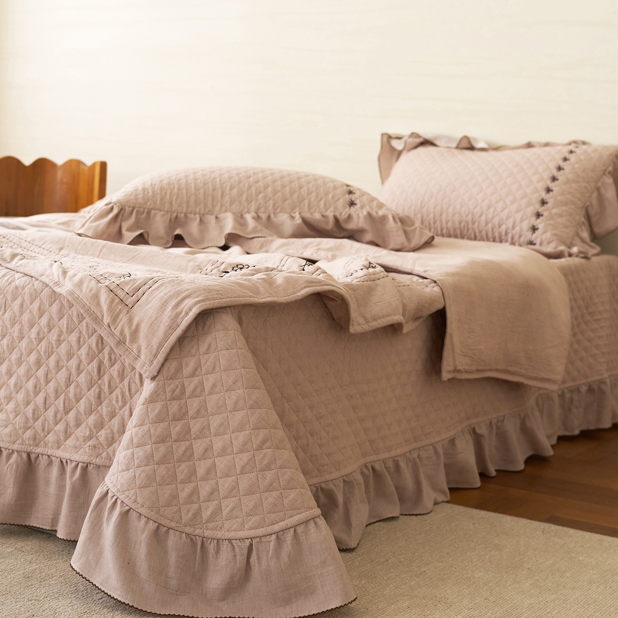 91家纺网 家纺一手货源 找家纺 上喜 2026新款艾草棉床盖多功能夏被 咖色