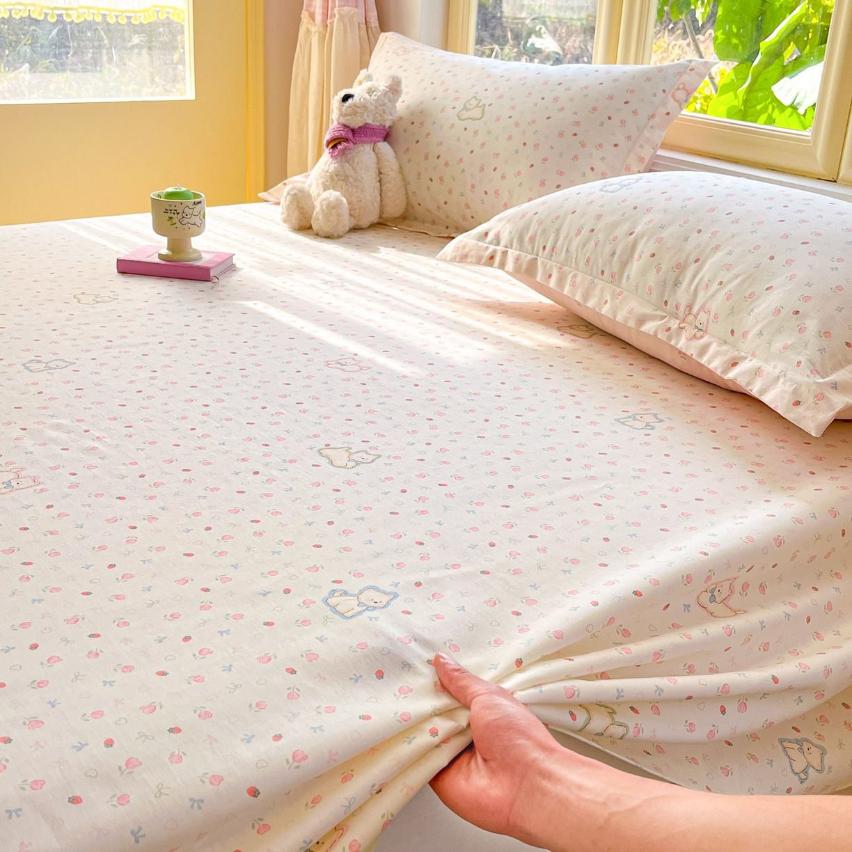 91家纺网 家纺一手货源 找家纺 莱通家纺 2026春夏新款全棉12868印花四件套单品系列-单床单 玫瑰小狗