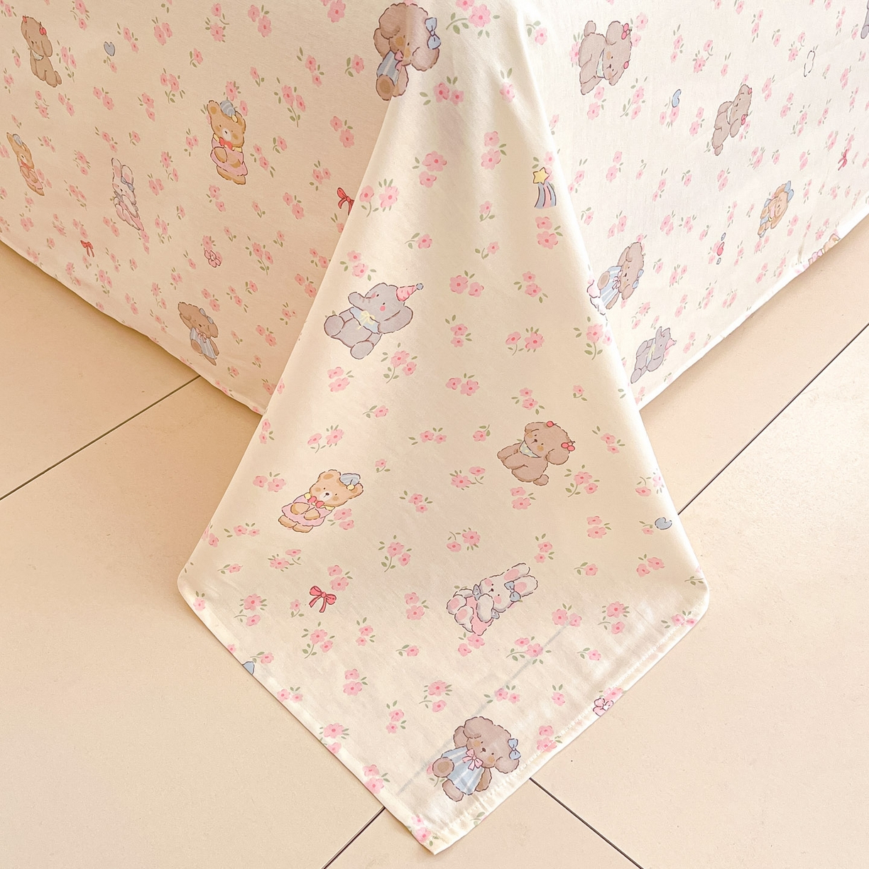 91家纺网 家纺一手货源 找家纺 莱通家纺 2026春夏新款全棉12868印花四件套单品系列-单床单 奶酪幼儿园