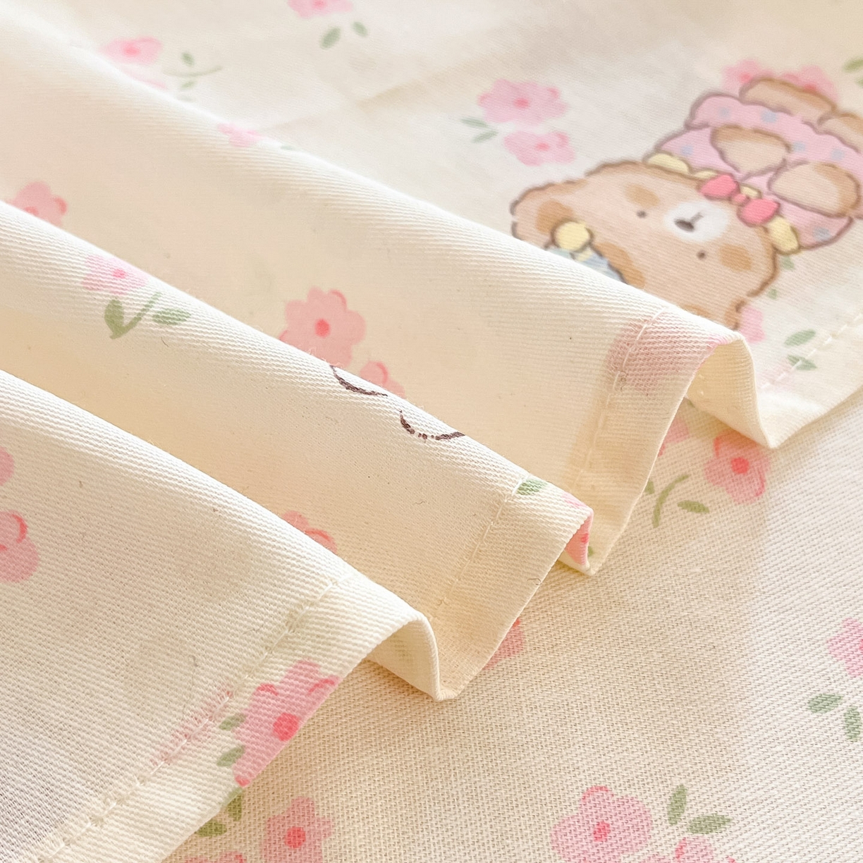 91家纺网 家纺一手货源 找家纺 莱通家纺 2026春夏新款全棉12868印花四件套单品系列-单床单 奶酪幼儿园