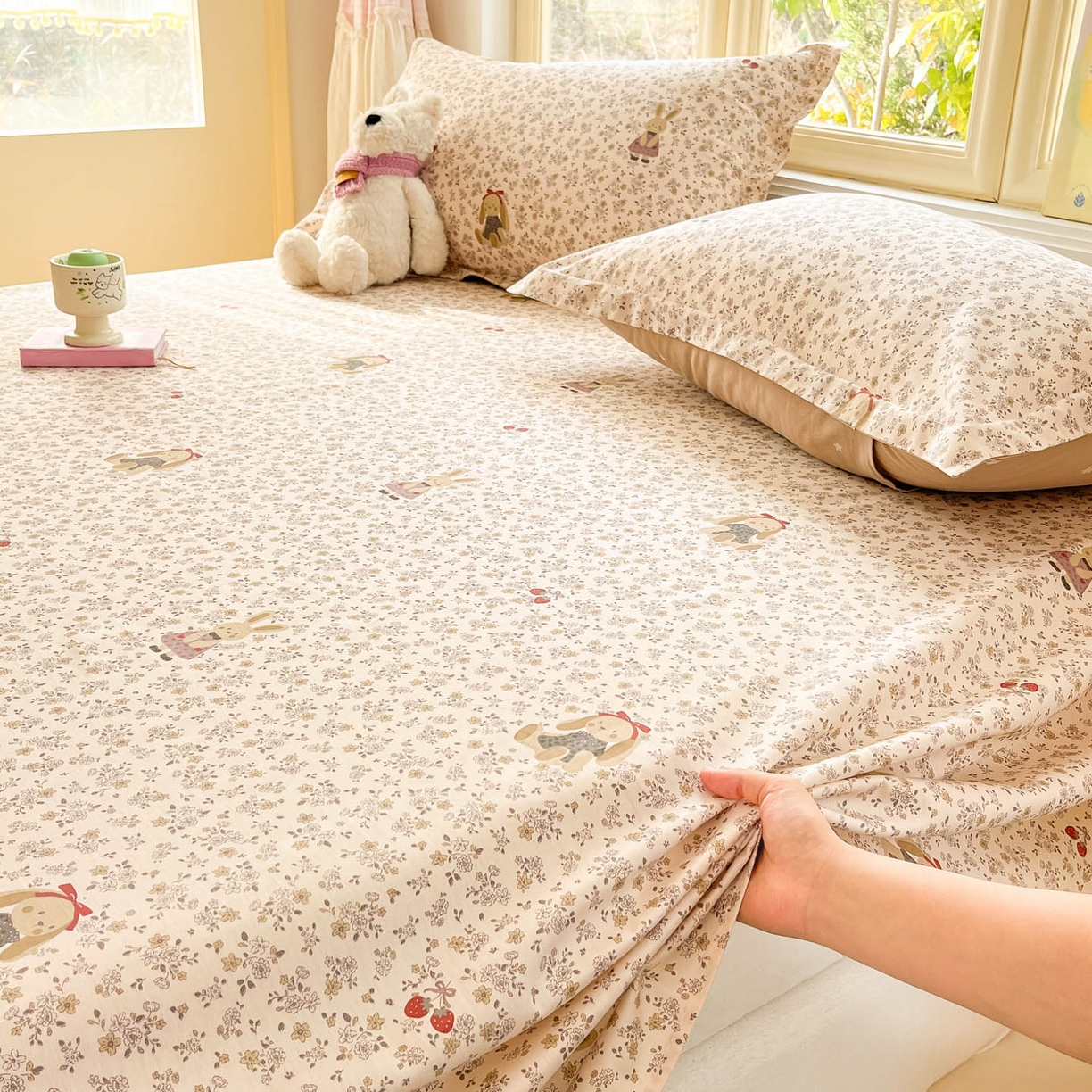 91家纺网 家纺一手货源 找家纺 莱通家纺 2026春夏新款全棉12868印花四件套单品系列-单床单 帕丁顿兔兔