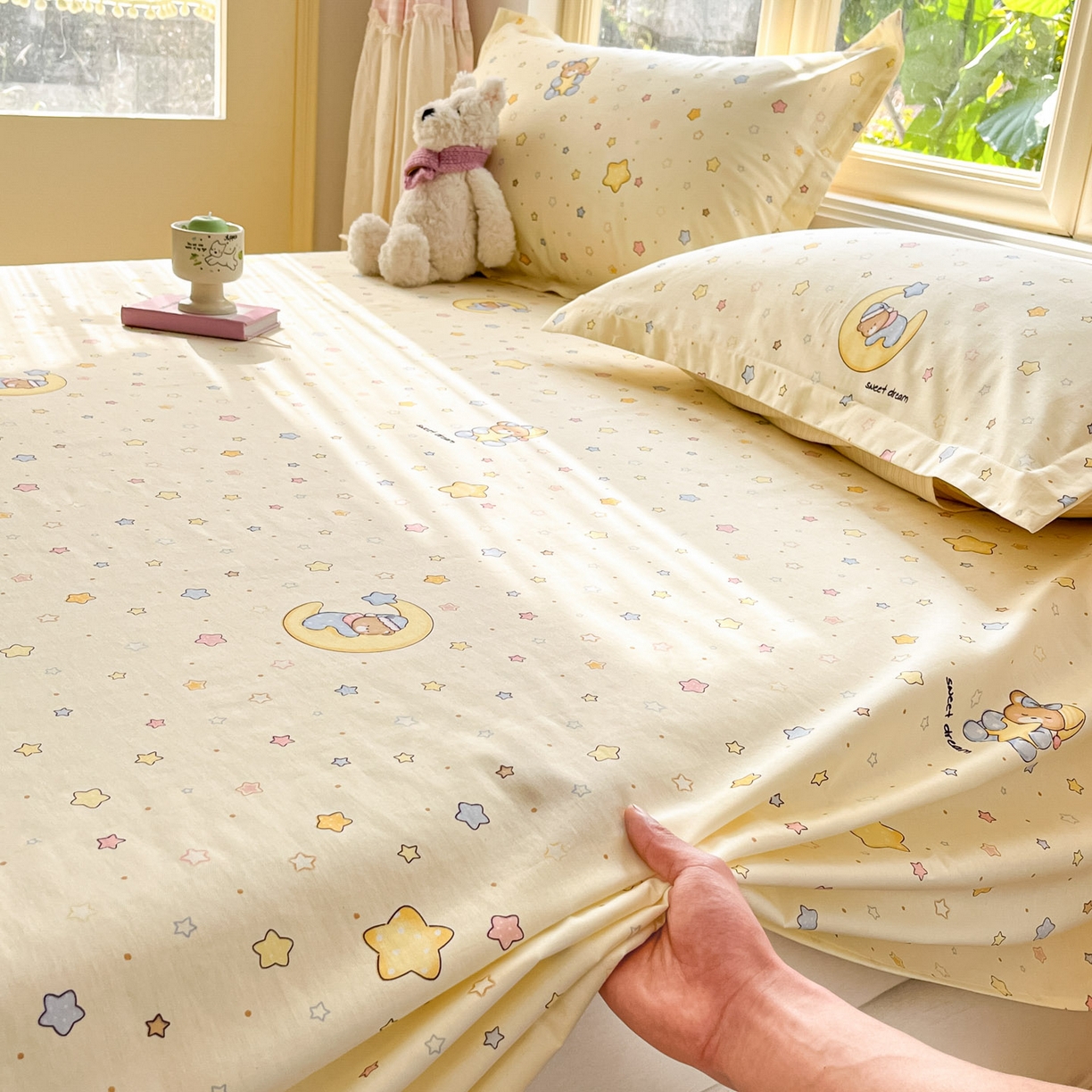 91家纺网 家纺一手货源 找家纺 莱通家纺 2026春夏新款全棉12868印花四件套单品系列-单床单 睡梦熊