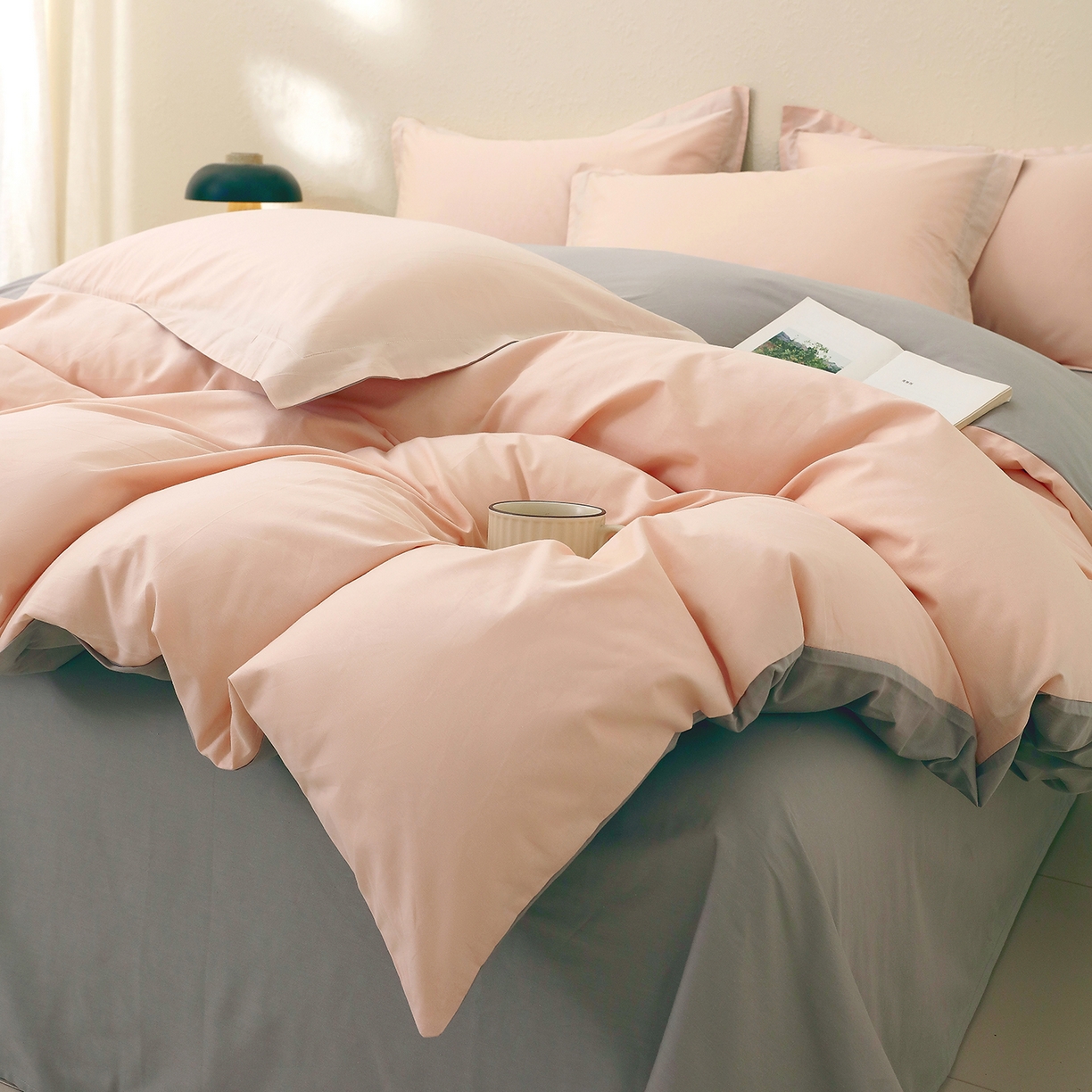 91家纺网 家纺一手货源 找家纺 小懒猪 2026新款13372A类双拼纯色全棉纯棉四件套 白桃粉-椰子灰