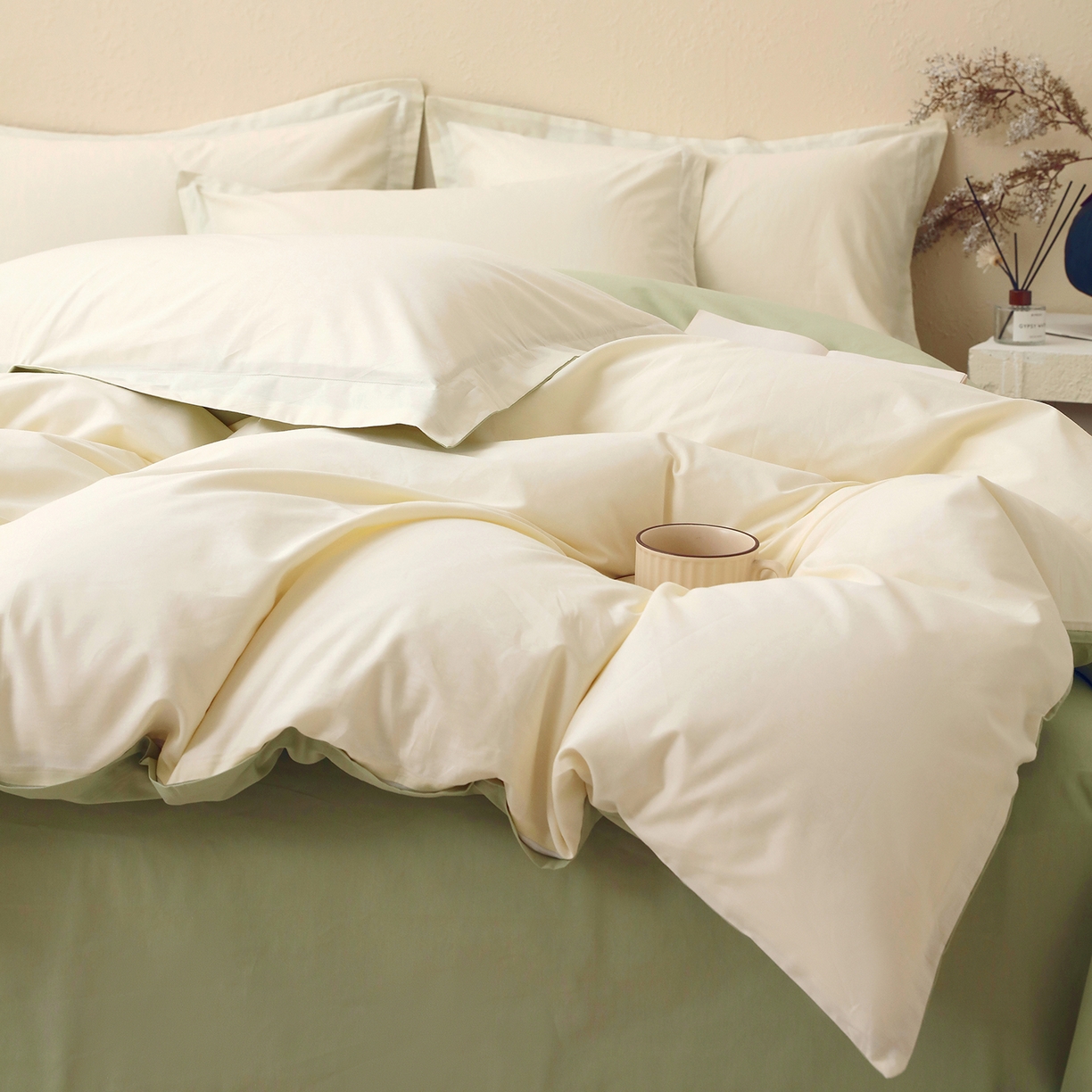 91家纺网 家纺一手货源 找家纺 小懒猪 2026新款13372A类双拼纯色全棉纯棉四件套 奶昔白-清风绿