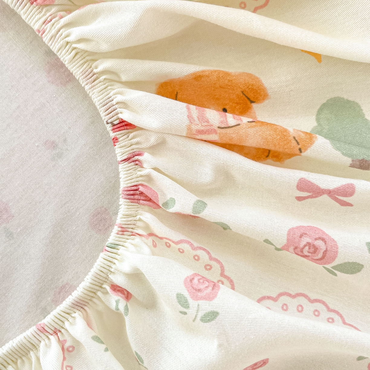 91家纺网 家纺一手货源 找家纺 莱通家纺 2026春夏新款全棉12868印花四件套单品系列-单床笠 可颂日记