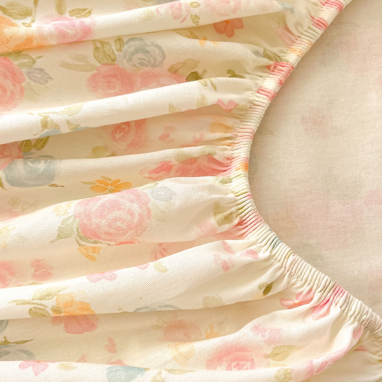 91家纺网 家纺一手货源 找家纺 莱通家纺 2026春夏新款全棉12868印花四件套单品系列-单床笠 梦露乐园