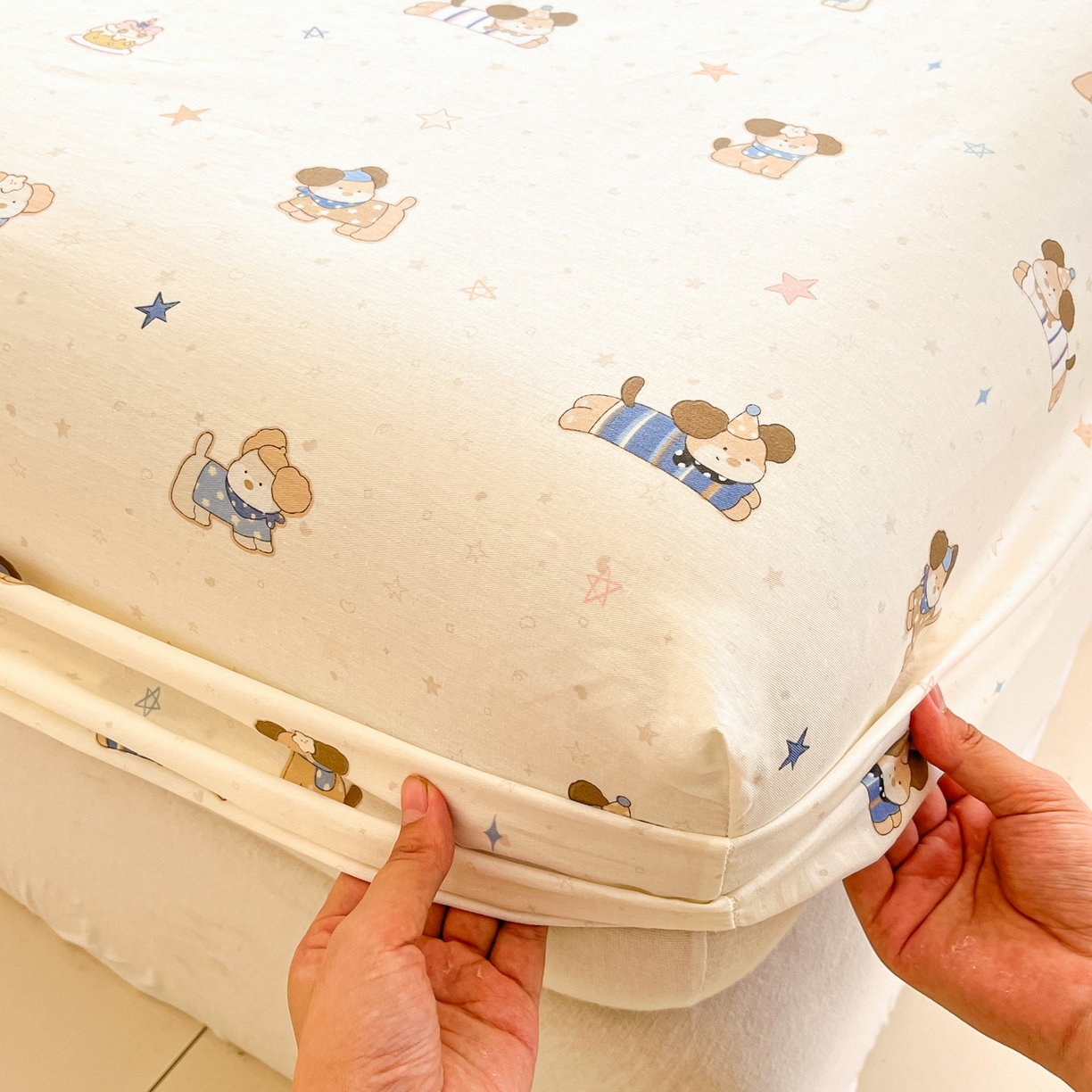 91家纺网 家纺一手货源 找家纺 莱通家纺 2026春夏新款全棉12868印花四件套单品系列-单床笠 魔法小柴