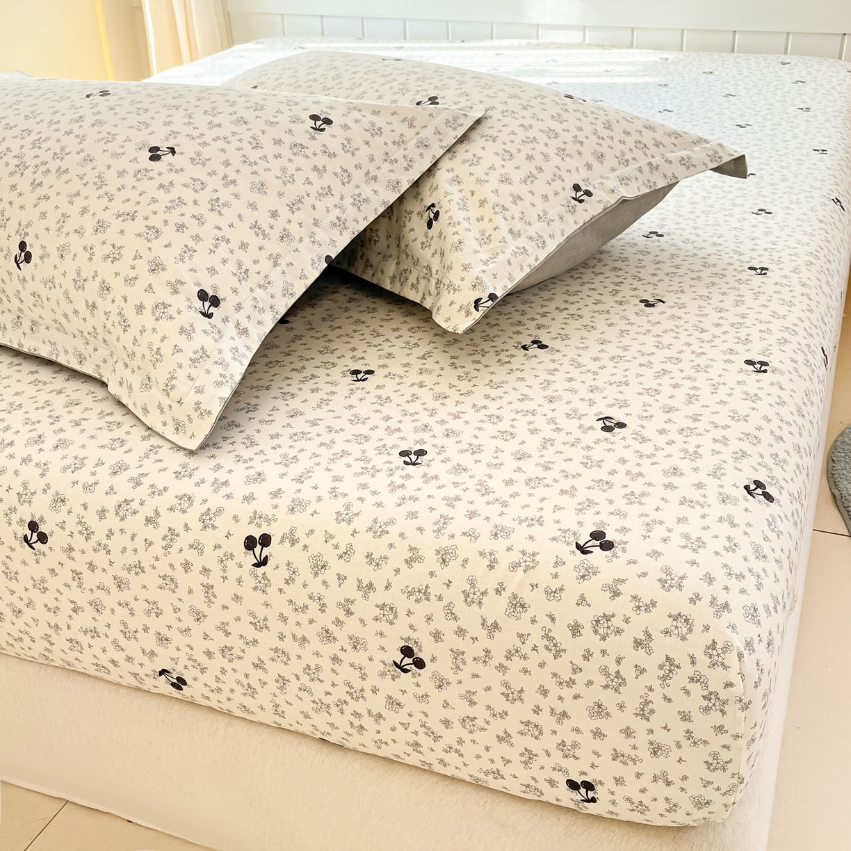 91家纺网 家纺一手货源 找家纺 莱通家纺 2026春夏新款全棉12868印花四件套单品系列-单床笠 墨兰樱桃