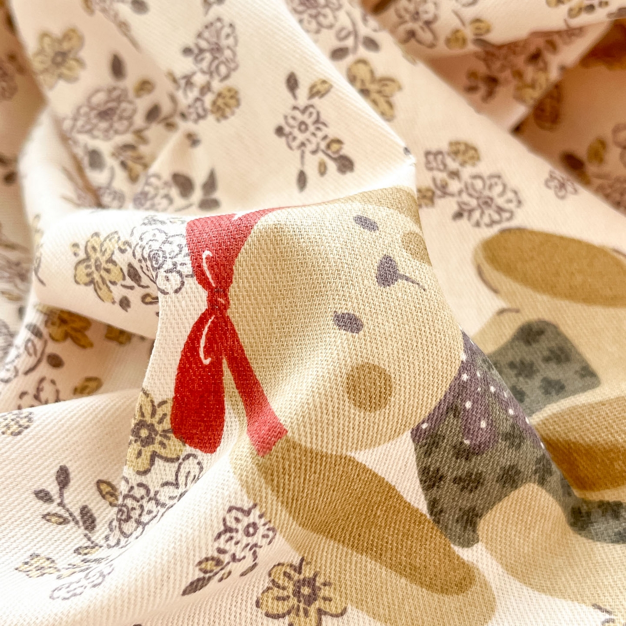 91家纺网 家纺一手货源 找家纺 莱通家纺 2026春夏新款全棉12868印花四件套单品系列-单床笠 帕丁顿兔兔