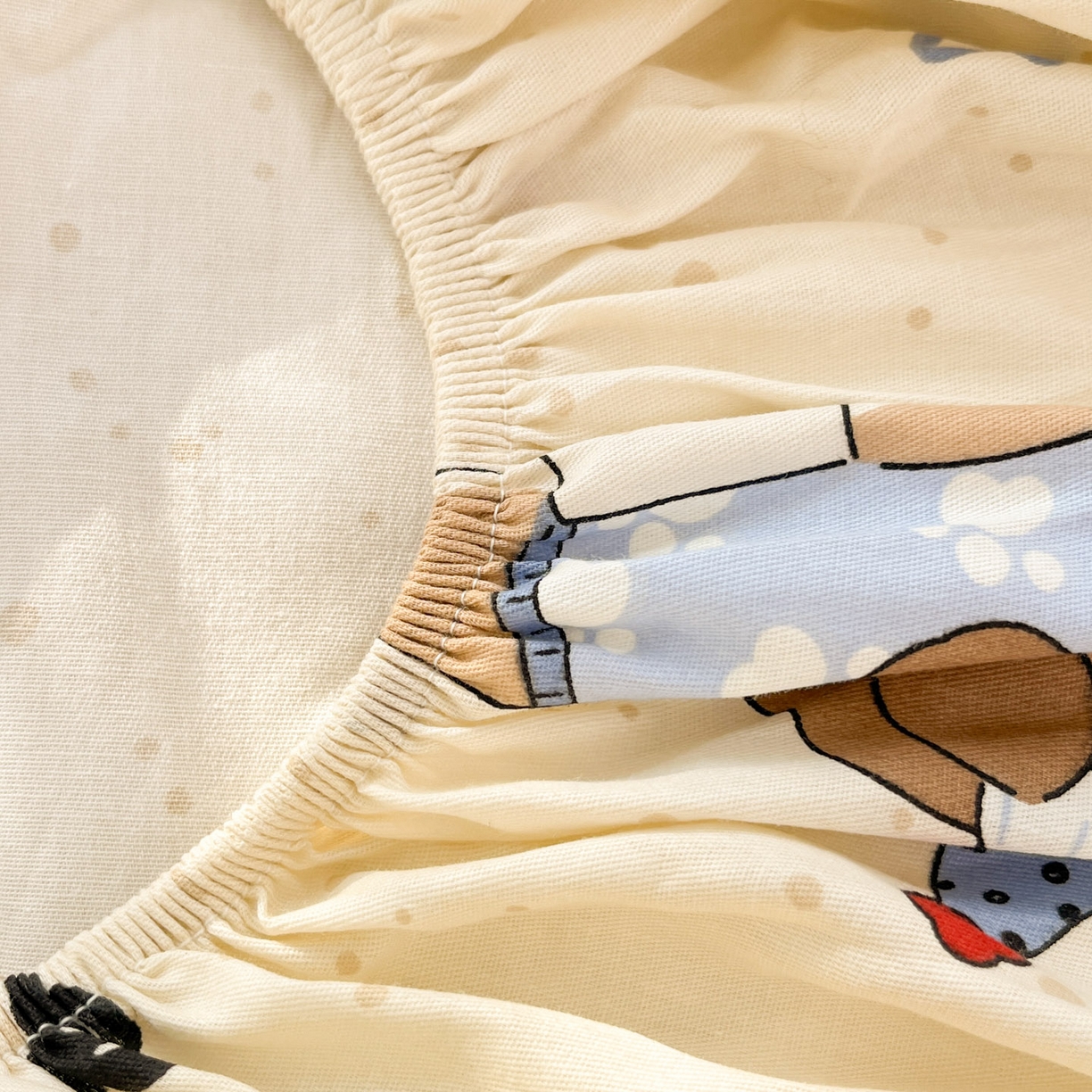 91家纺网 家纺一手货源 找家纺 莱通家纺 2026春夏新款全棉12868印花四件套单品系列-单床笠 汪星卧室