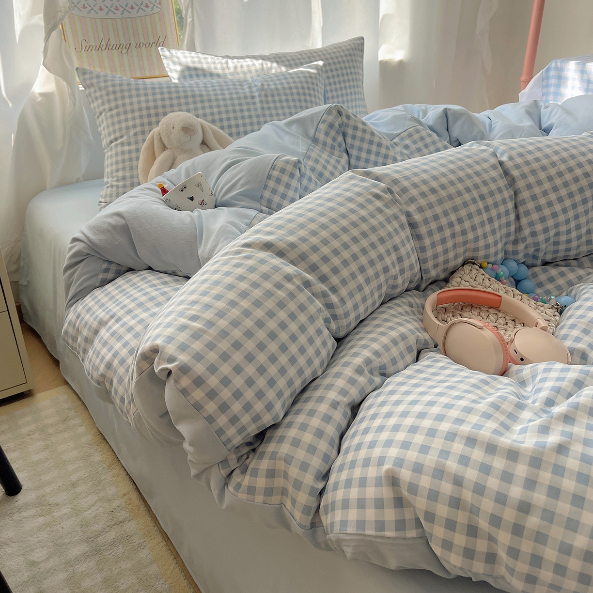 91家纺网 家纺一手货源 找家纺 沐芷 2026 A类105g水洗棉四件套超柔手感床上宿舍三件套床单被套 浅蓝格