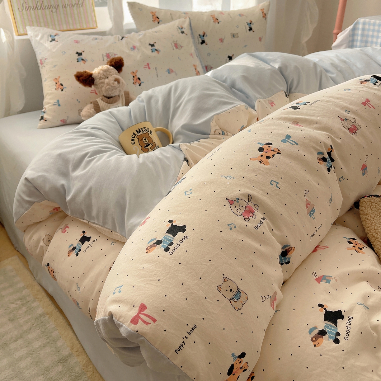 91家纺网 家纺一手货源 找家纺 沐芷 2026 A类105g水洗棉四件套超柔手感床上宿舍三件套床单被套 波点狗