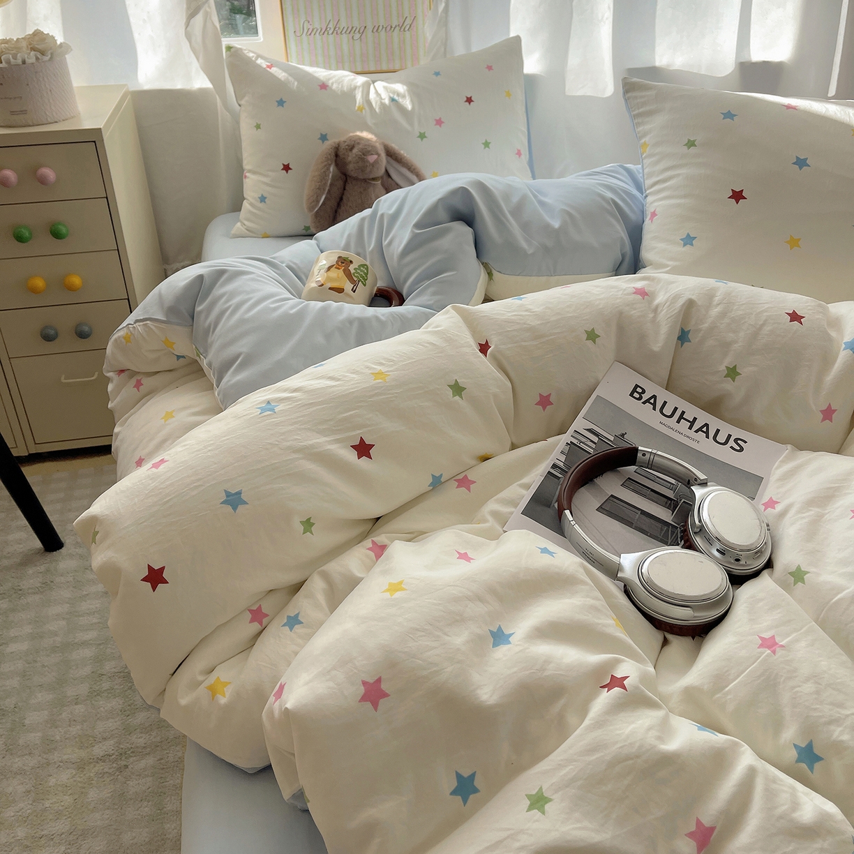 91家纺网 家纺一手货源 找家纺 沐芷 2026 A类105g水洗棉四件套超柔手感床上宿舍三件套床单被套 彩色星星