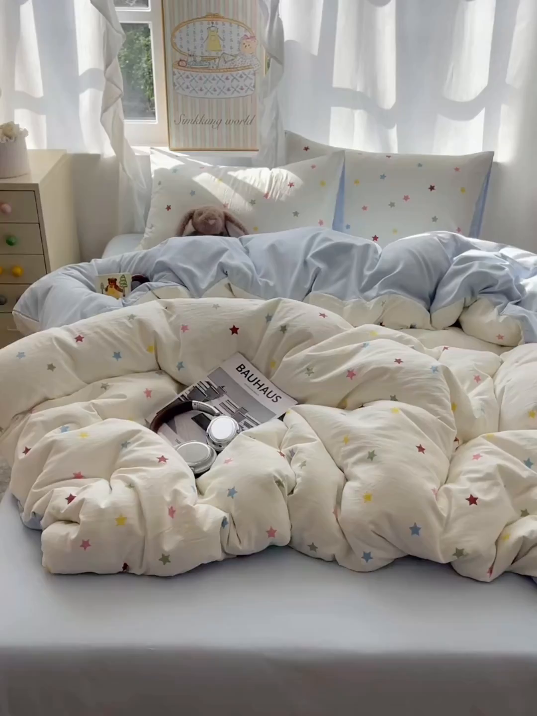 91家纺网 家纺一手货源 找家纺 沐芷 2026 A类105g水洗棉四件套超柔手感床上宿舍三件套床单被套 彩色星星